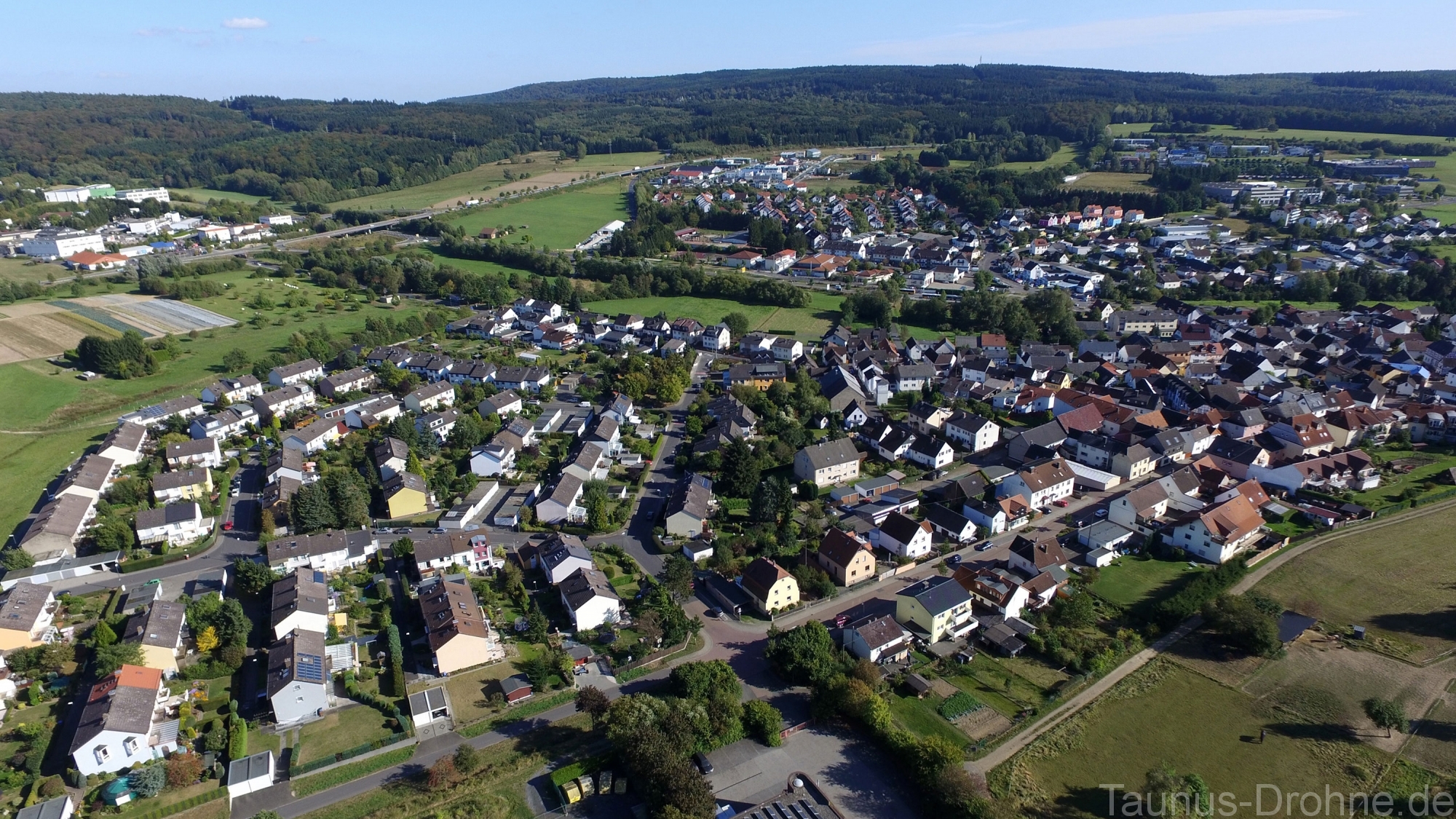 Die Geschichte von Taunusstein Neuhof TaunusDrohne.de